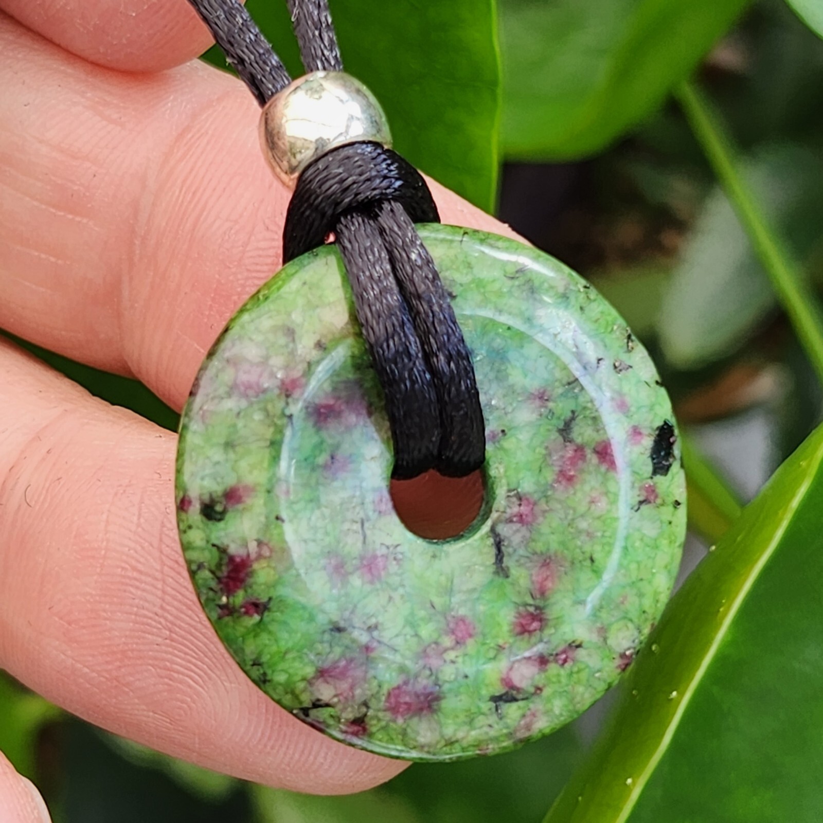 Anyolite Ruby Zoisite Donut Pendant 30mm Beaded Cord New Bohemia Necklace & Bag