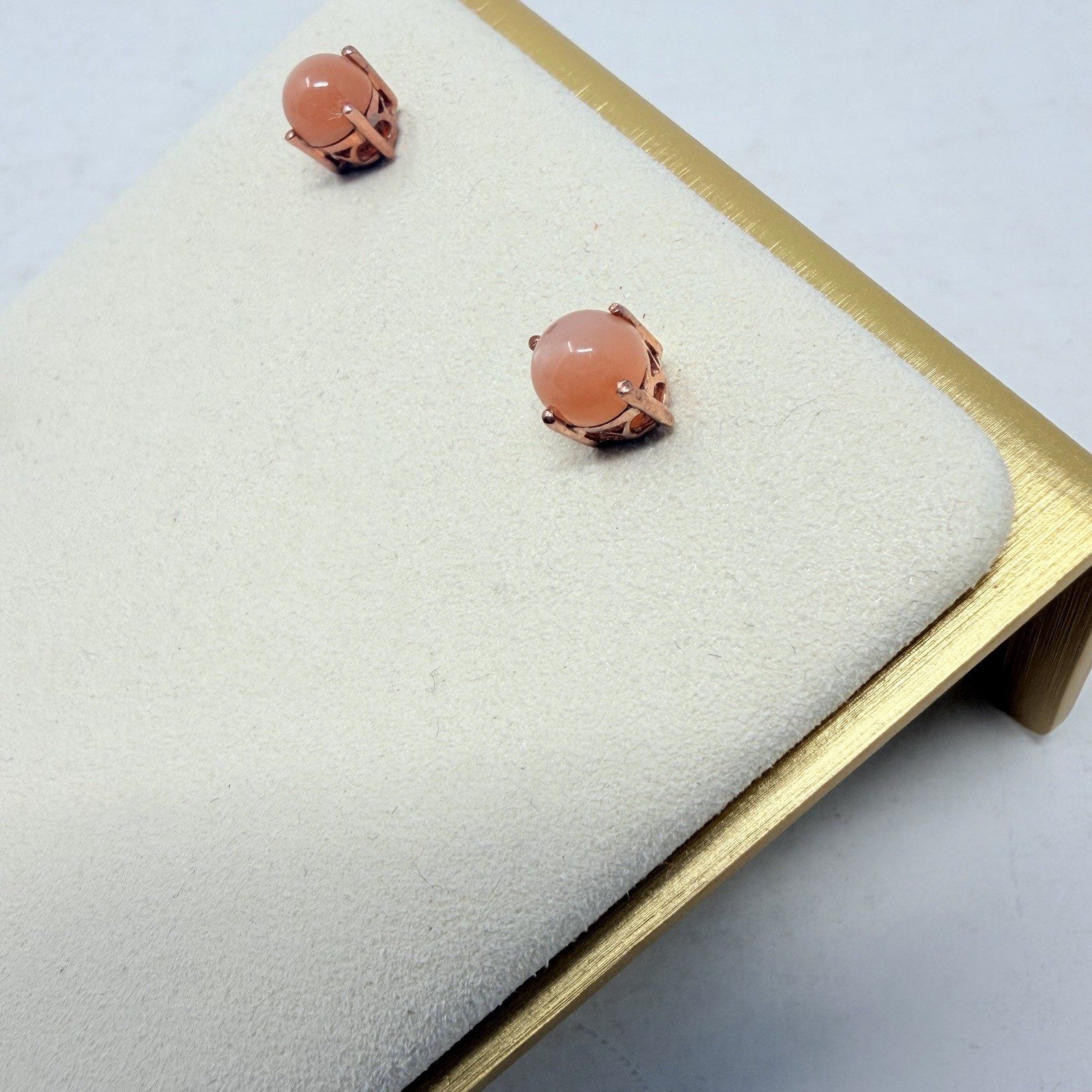 Shop LC Sri Lankan Pink Moonstone Round Stud Earrings in Sterling Silver 5277