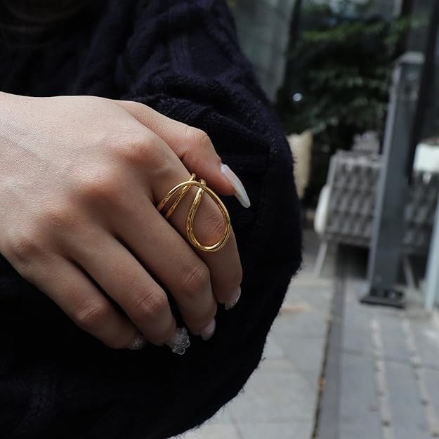 Fashion Jewelry Small Circle Ring Gold Minimalist Swirl Statement Ring Sizes
