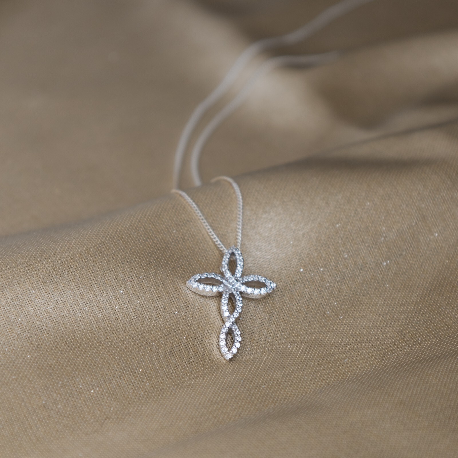 Sterling Silver Infinity Cross Pendant Necklace Women Jewelry Fashion 925 Gift