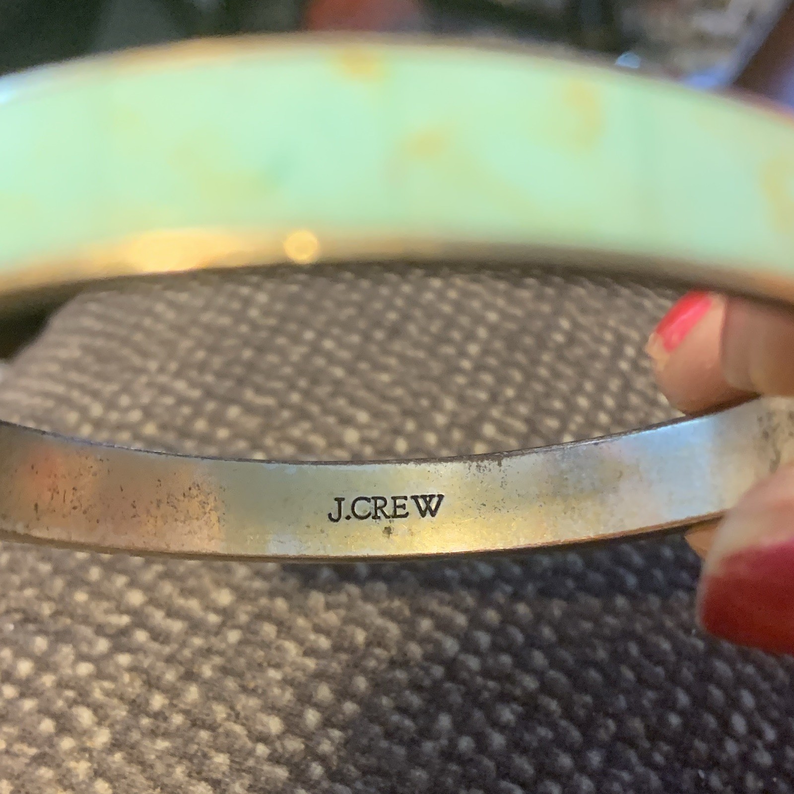 J.CREW Signed Gold Tone Turquoise Inlay Round Bangle Bracelet. 7 inches