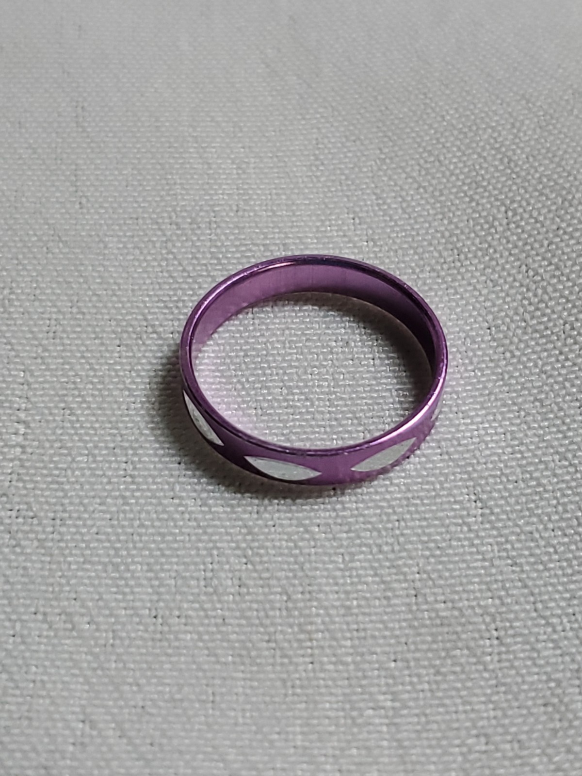Purple Anodized Aluminum Band Ring Marquise Cut Out Design Size 7 Boho Minimal
