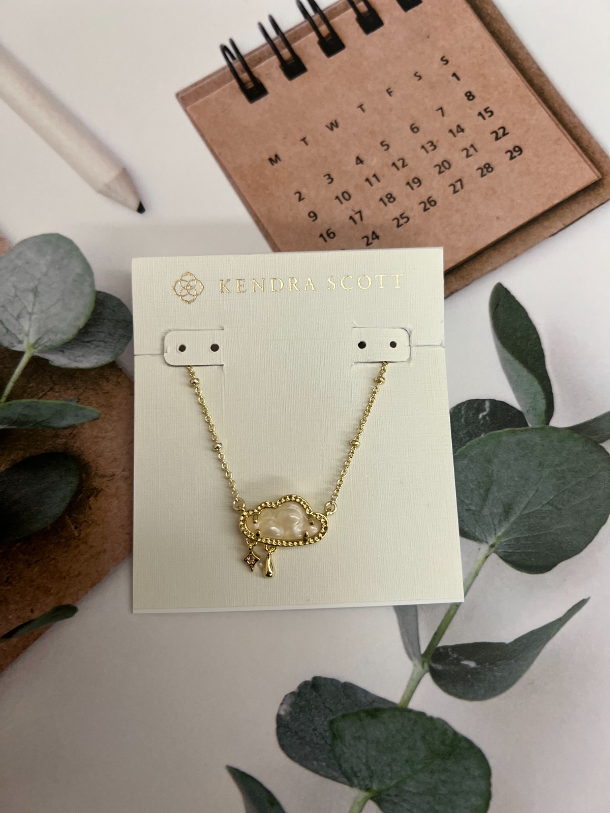 Kendra Scott Celeste Cloud Gold Short Pendant