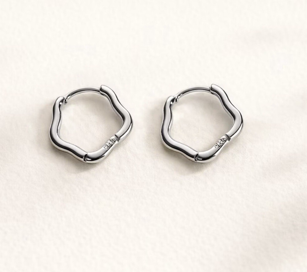 Silver Wavy Huggie Earrings,Organic Shape Small Hoop Earrings for women 046