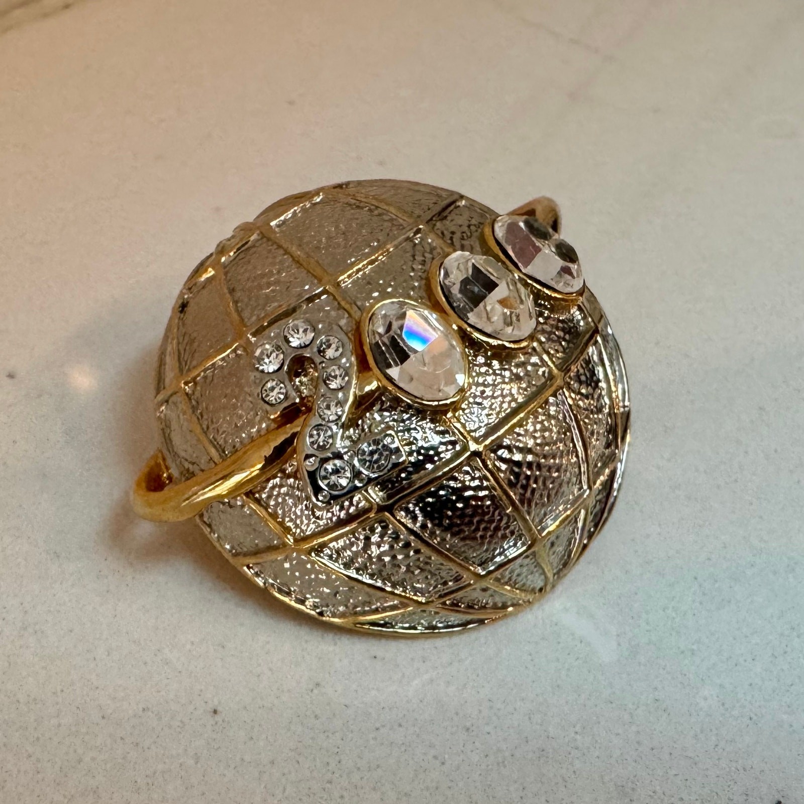 Vintage 2000 Rhinestone Globe Brooch Pendant Gold Tone Earth Orb Pin Convertible