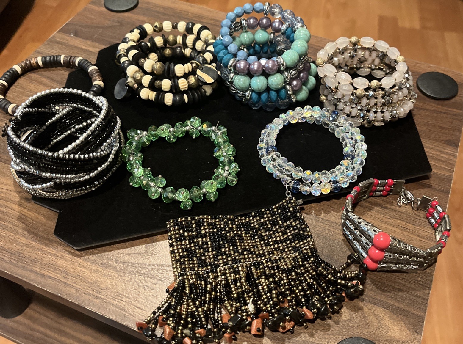 Women’s Beaded bracelets Lot 10 Piece Set Mixed Materials Multicolor Fashion