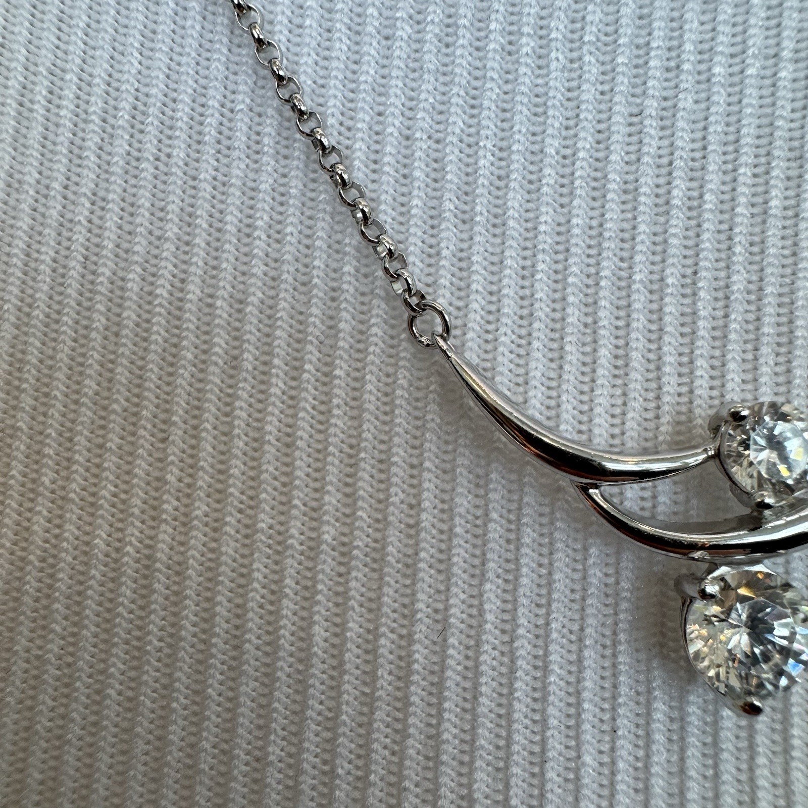 925 Sterling Silver CZ Branch Necklace 18” Graduated Three Stone Pendant China