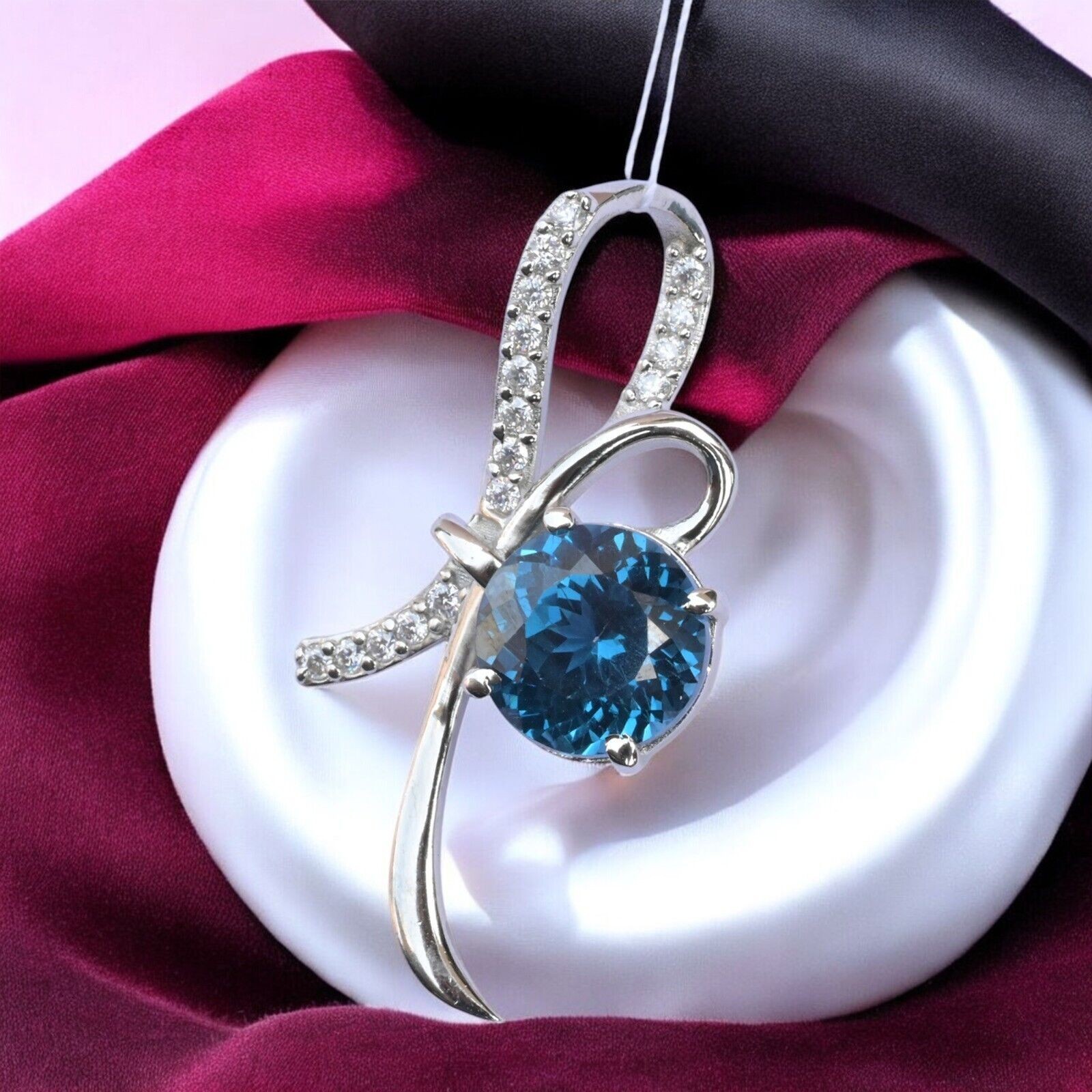 2.30Ct Round Cut Simulated London Blue Topaz Pendant Chain 14k White Gold Plated