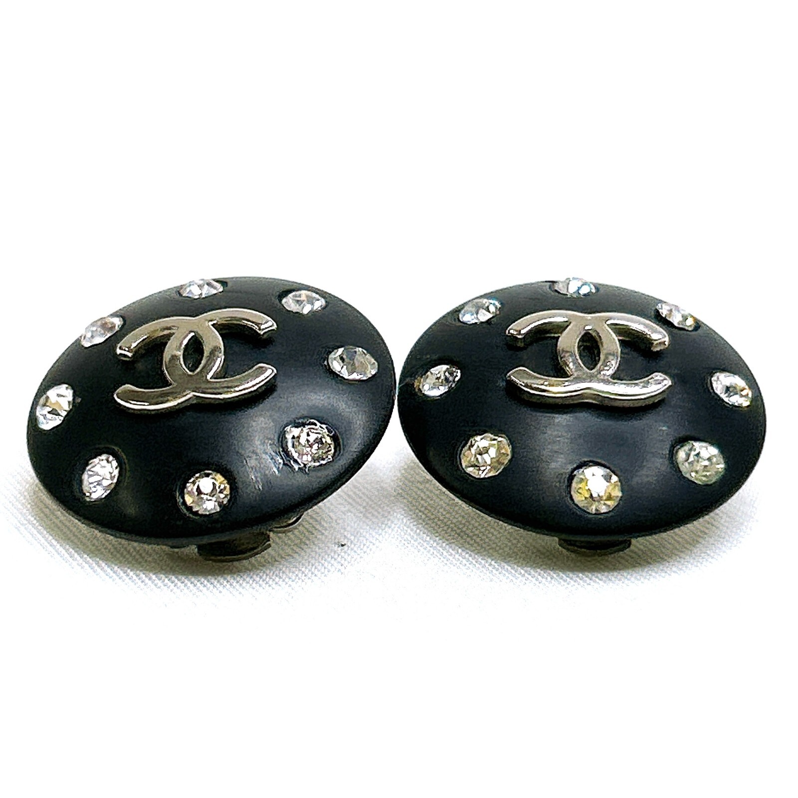 CHANEL Earrings Black CCLogo Rhinestone Round ClipOn Vintage Authentic 96P JAPAN