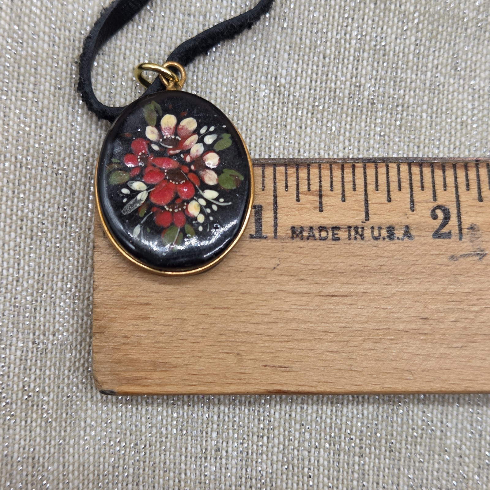 Vintage PW Hand Painted Flower Pendant All Occasion Day & Evening Fun Necklace