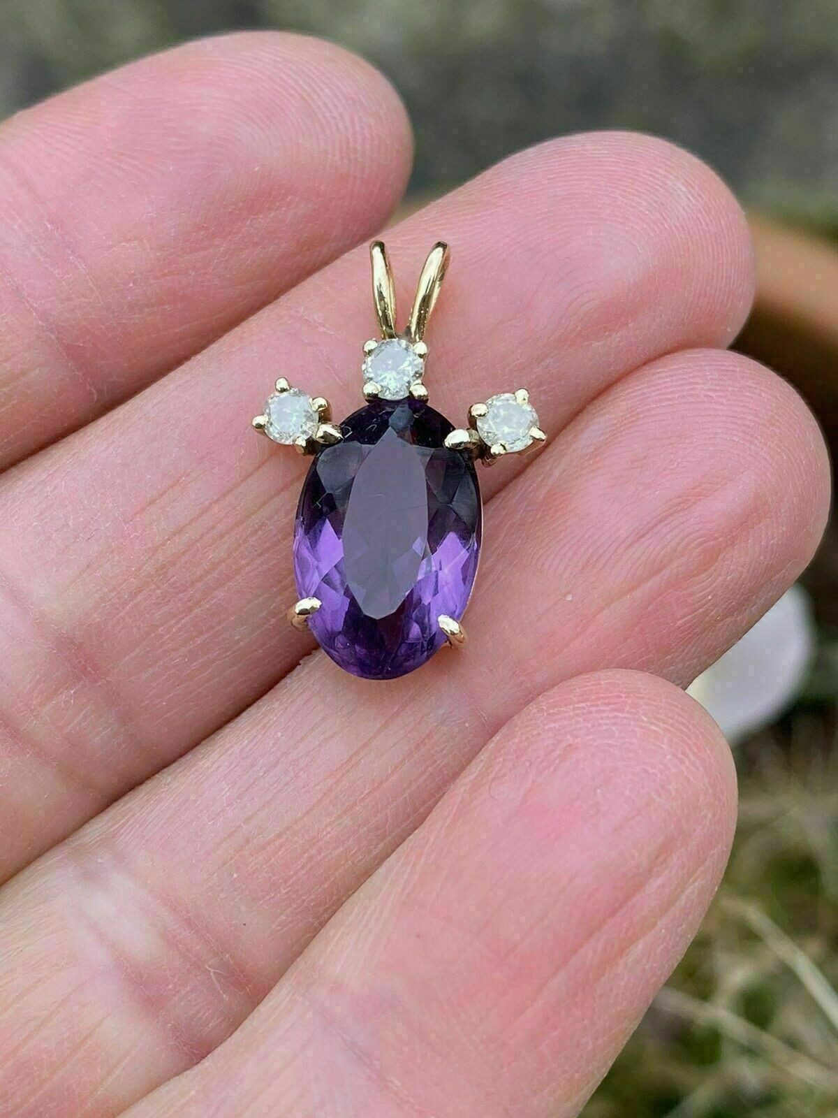 fine 3.0Ct Oval Cut Amethyst & Diamond Solitaire Pendant 14k Yellow Gold Finish