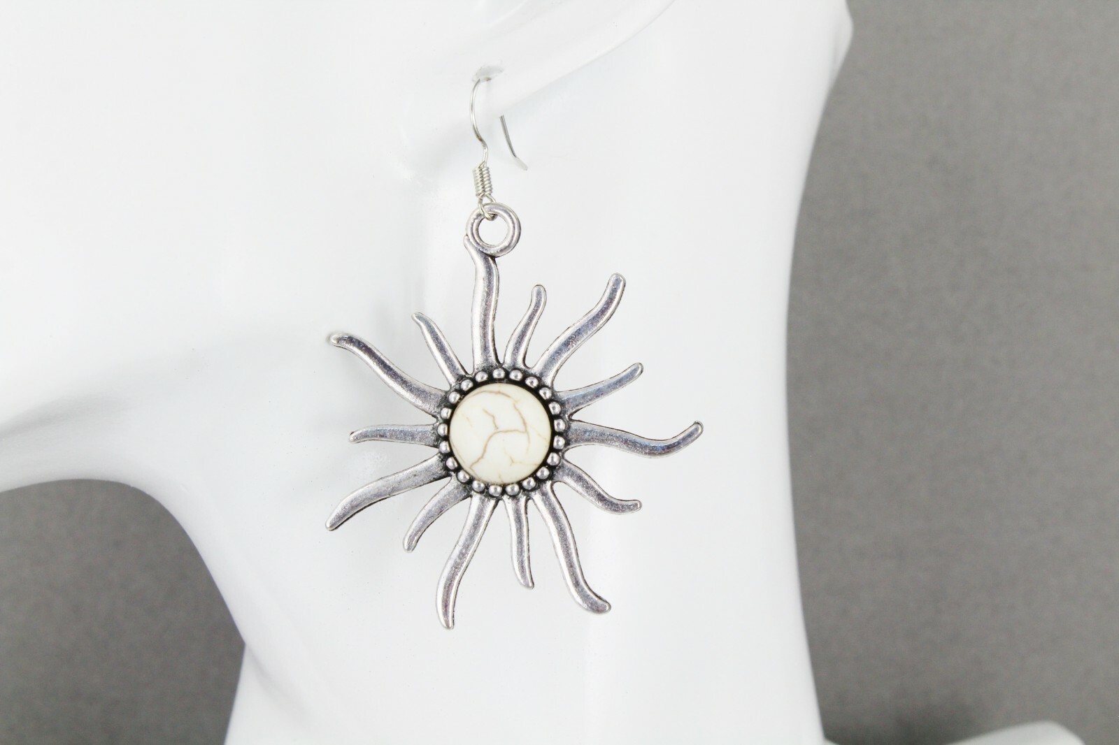 silver sun earrings cream center bead dangle lightweight 2.5″ long long rays