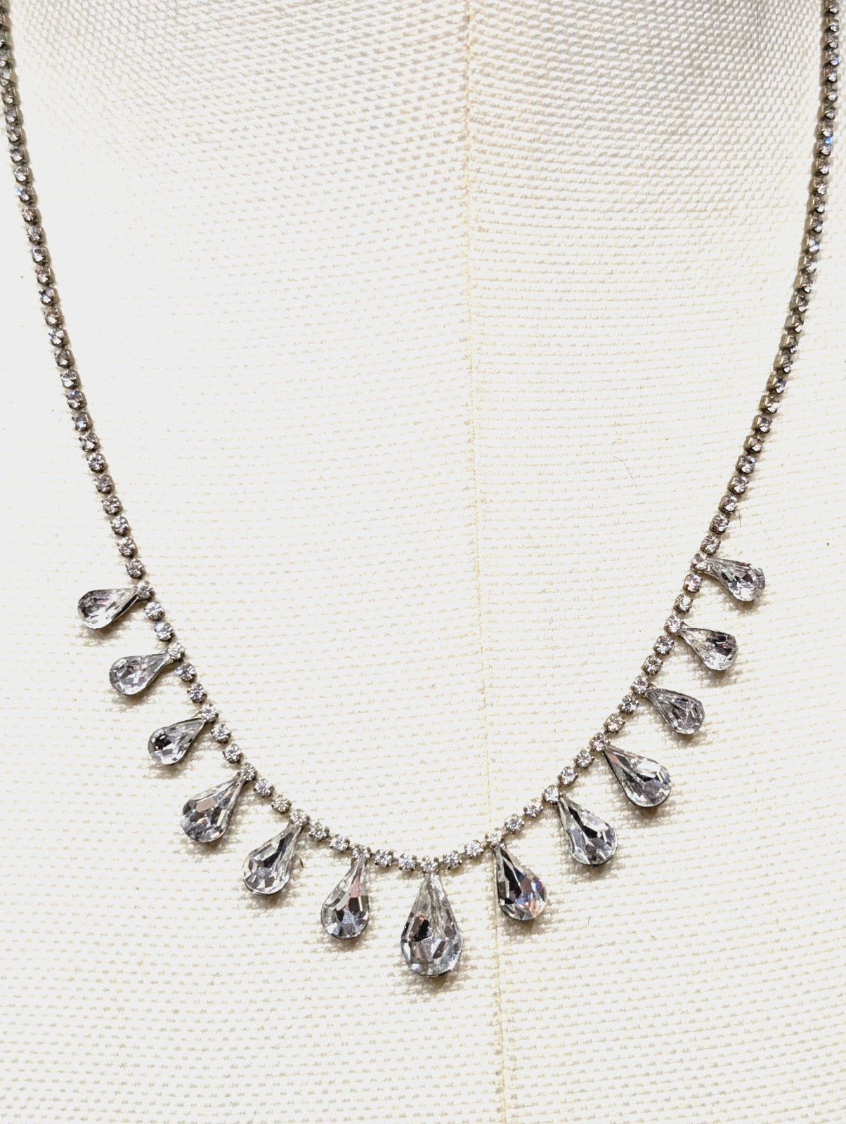 Full Multiple Rhinestone Tear Drops Silver Tone Necklace