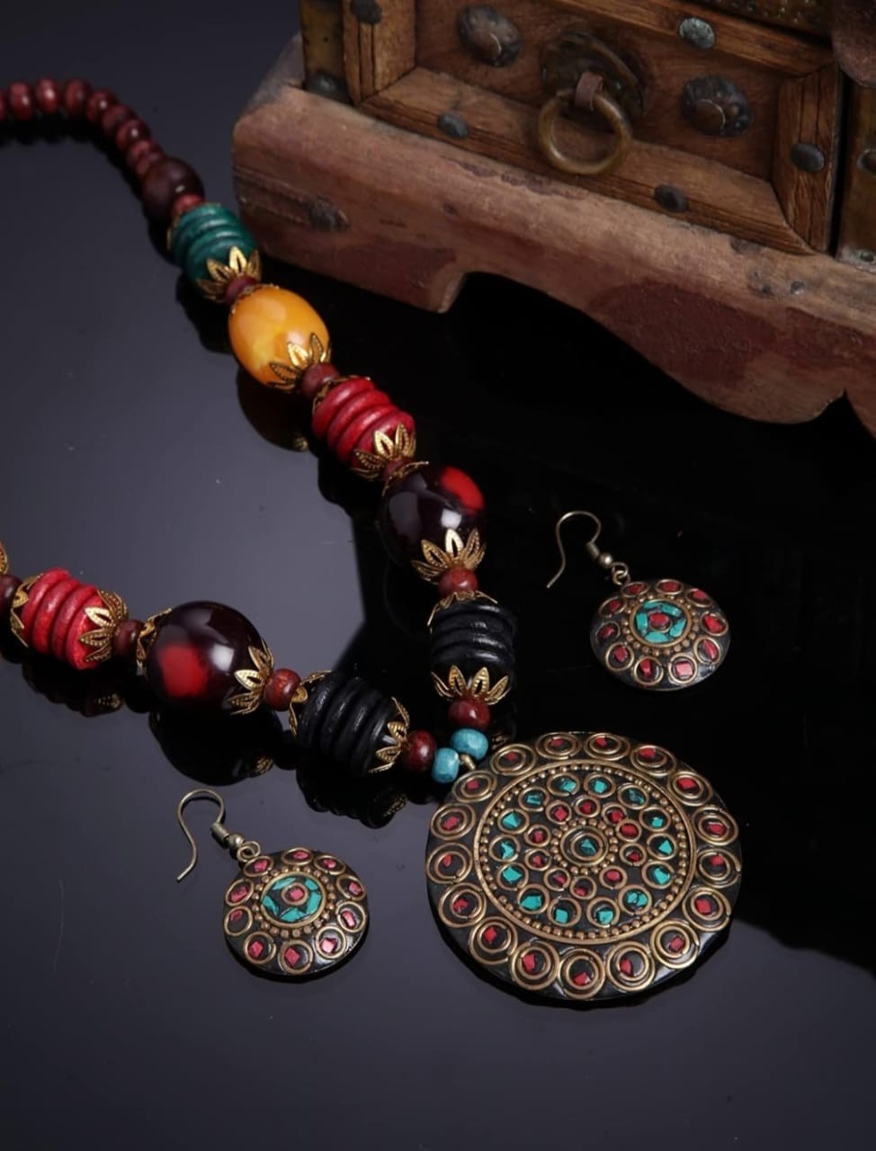 Indian bollywood boho tribal pendant with matching earrings for men and women