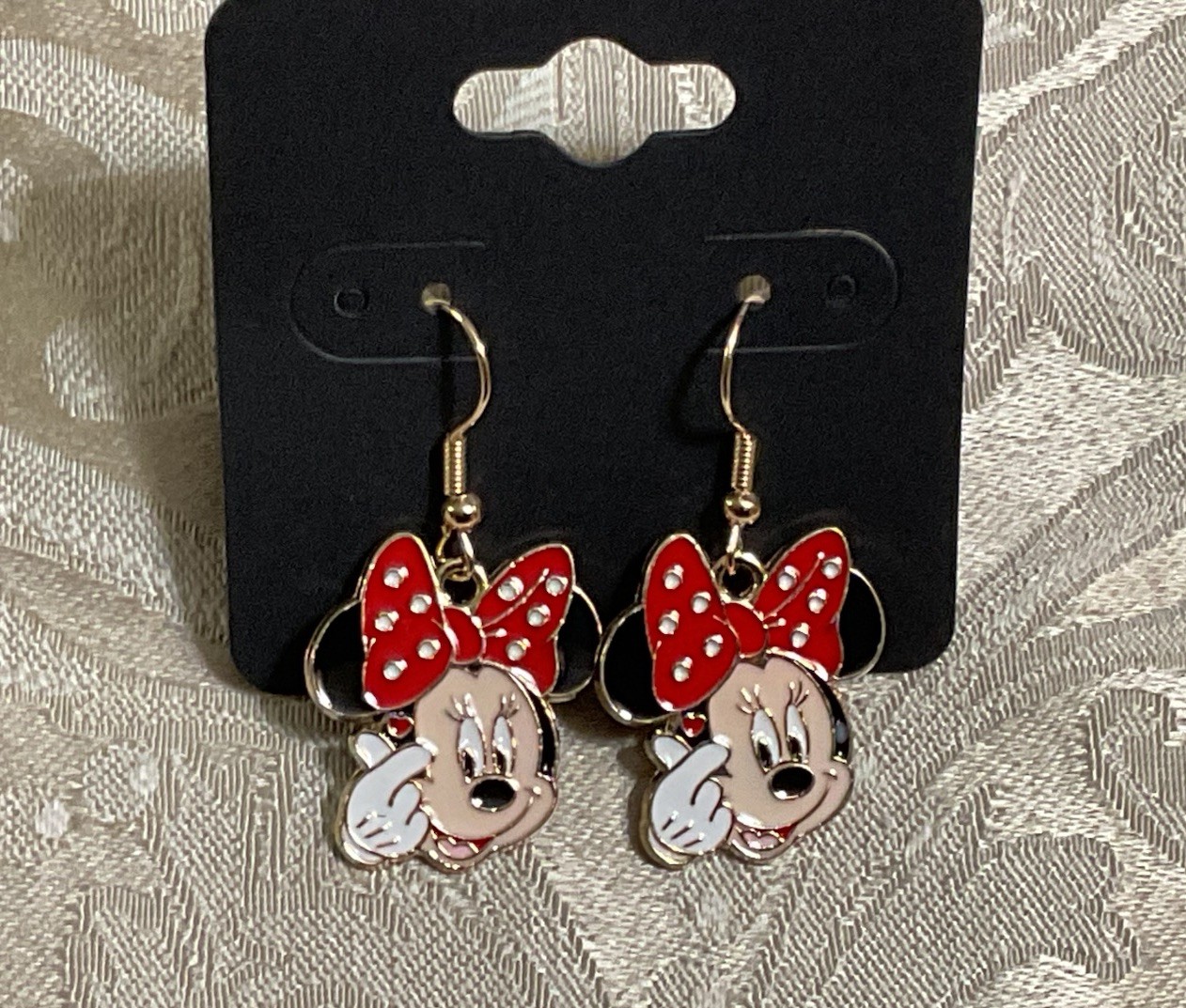 Minnie Red Bow Big Ear Mouse Cartoon Enamel Gold Dangle Adorable Earring Set