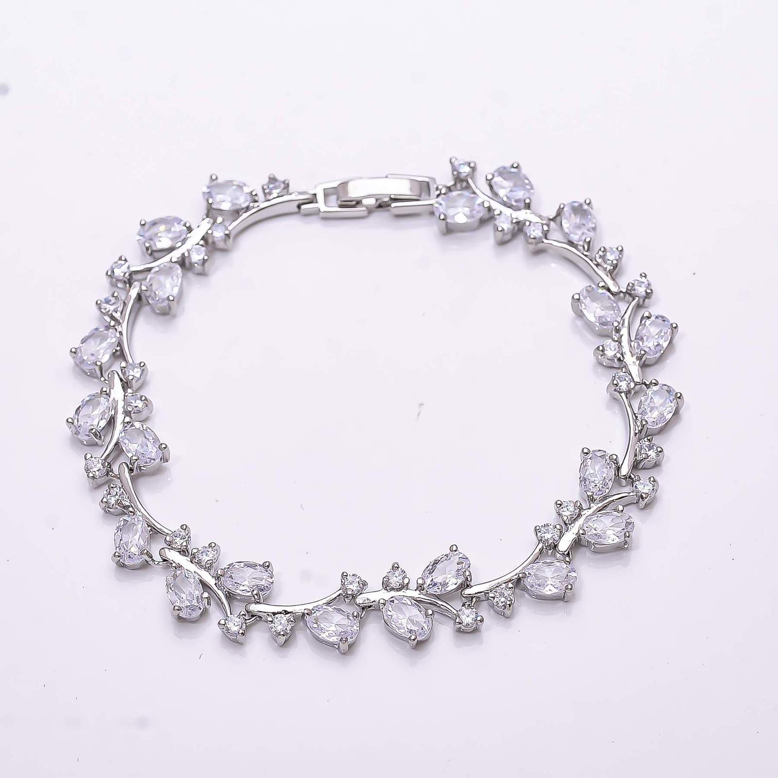 White Topaz & Cubic Zirconia 925 Sterling Silver Tennis Bracelet 7.99″ B58