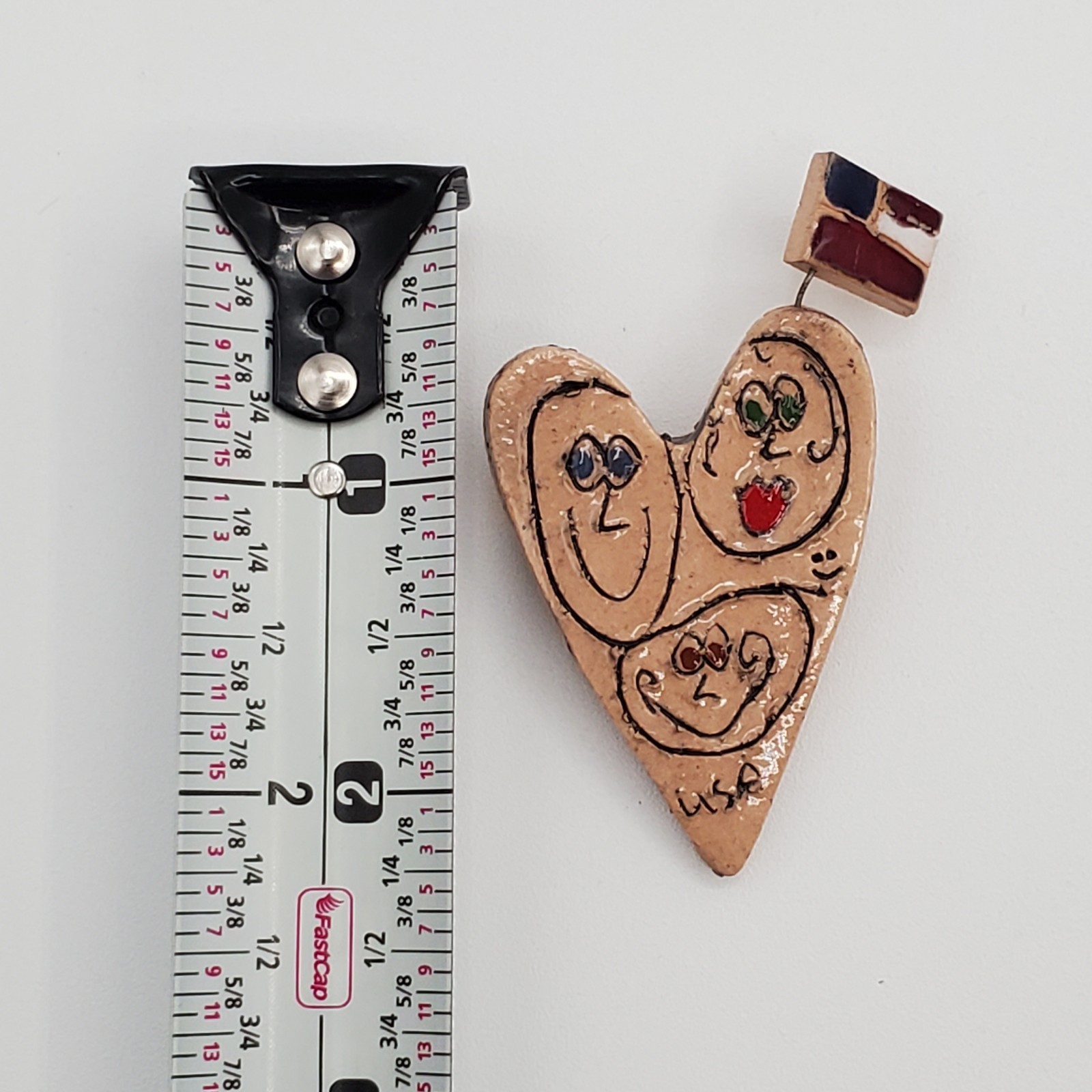VTG Heart Brooch 2.25in Tan Porcelain Hand Crafted Floating Flag Faces USA Pin