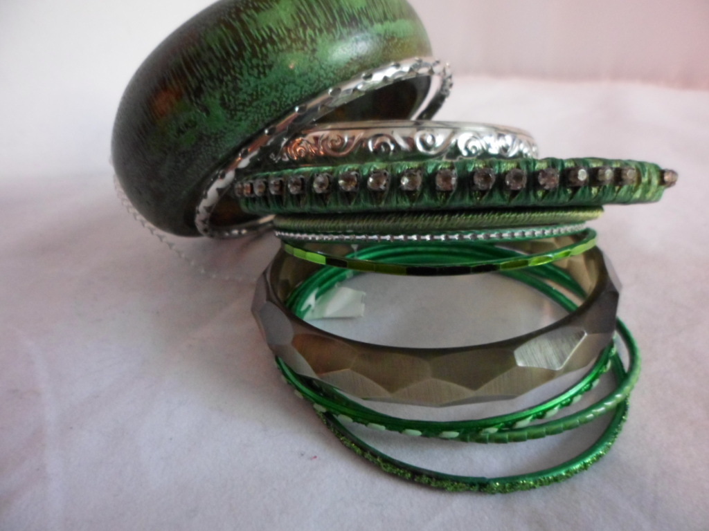Austrian Crystal Green Set of 11 Bangle in Stainless Steel-7.5 inches