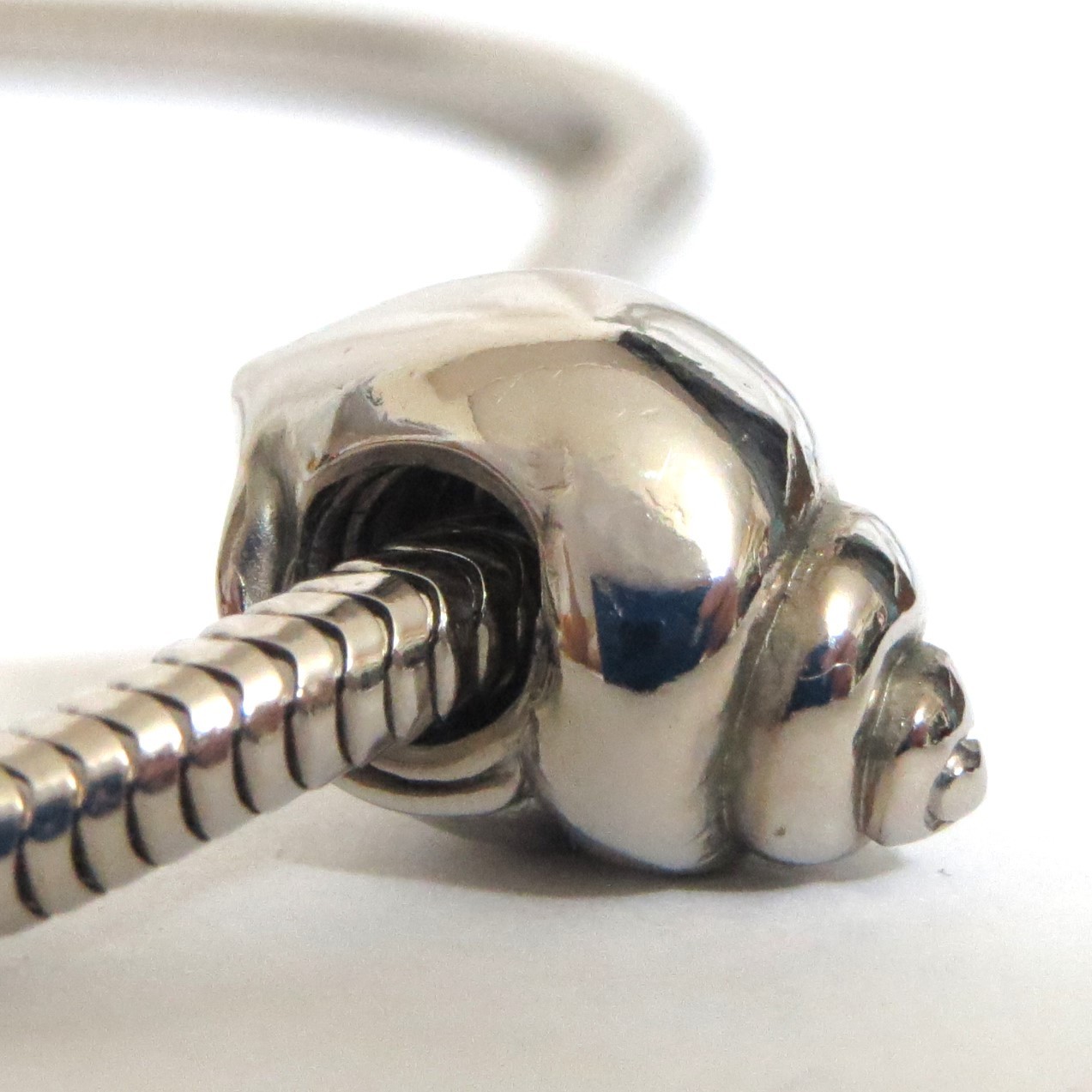 Auth Loewe Shell Charm Pendant Necklace Snake Chain Silvertone 40cm/15.7″ Good i