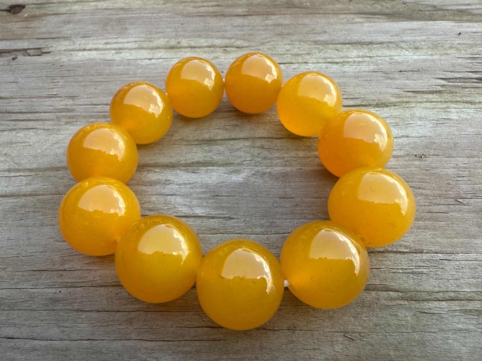 Large 20 mm yellow Agate beaded stretch bracelet for woman