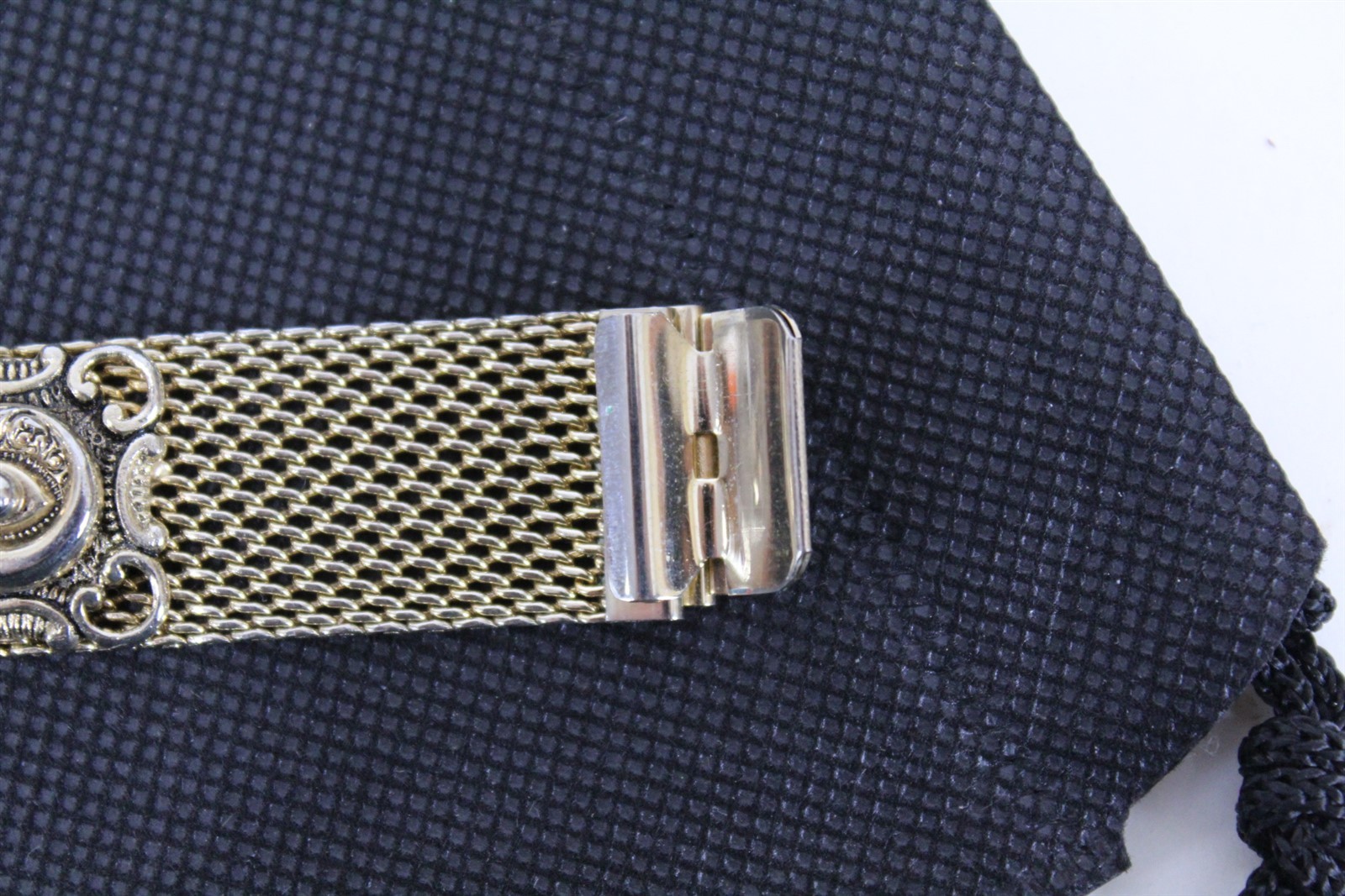 Bracelet 6 3/4″ Gold-tone Alloy Bracelet Weave 3/4″ wide Stamped Marino