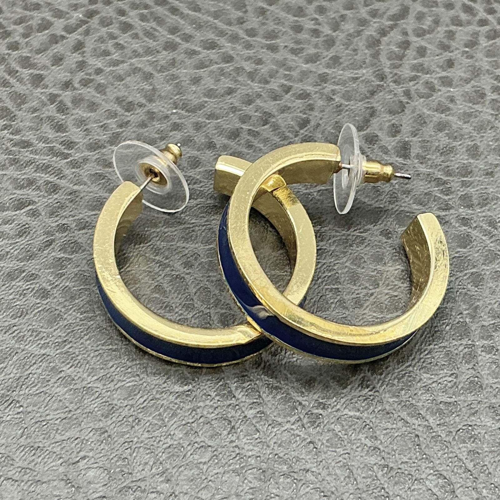 Liz Claiborne Gold Tone Blue Enamel Hoop Earrings Womens Pierced Post Classic