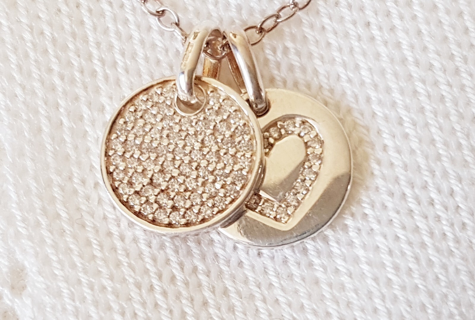 Bracelet ~ Chain with Heart & Circle Charm ~ Hallmarked 925 Silver ~ 18.5cm Long