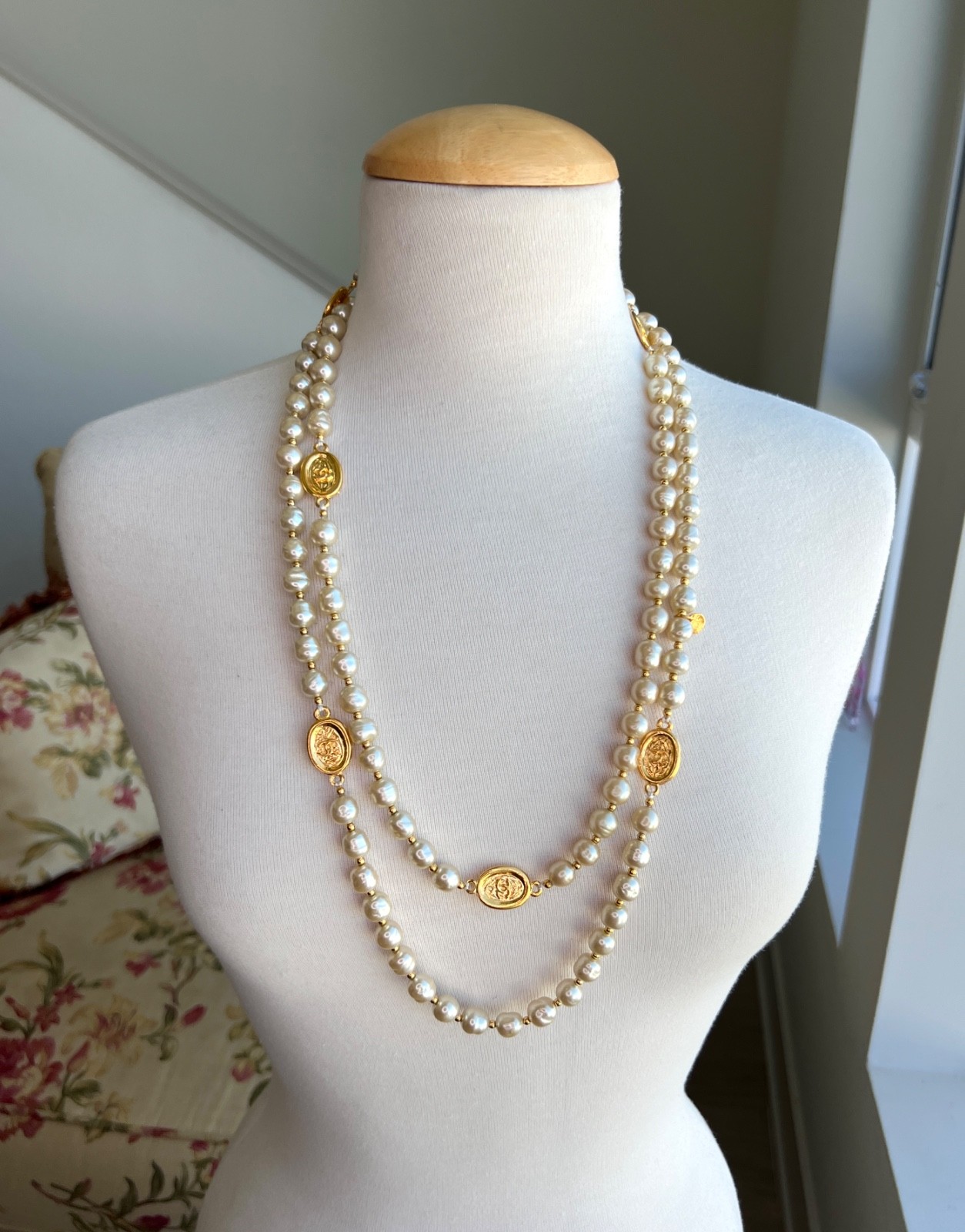 MINT Vintage CHANEL 1981 24K CC Station Faux Pearl Sautoir Necklace Goossens 62″