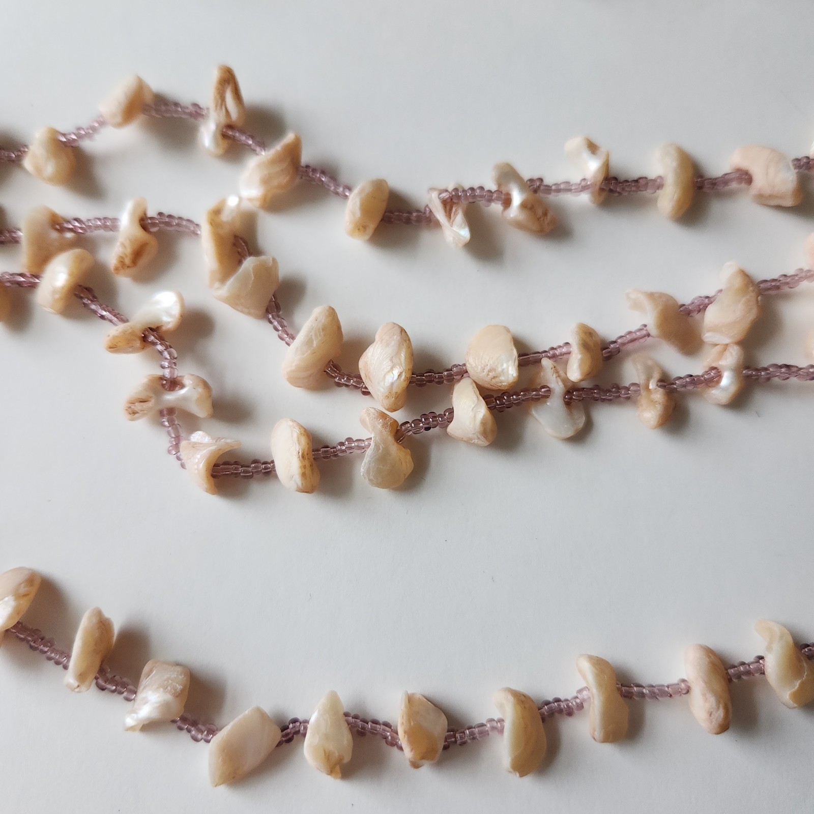 Vintage Multi-Strand Shell Chip Necklace with Purple Seed Beads 18–20″
