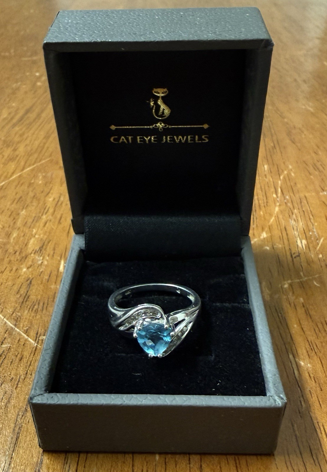 10k Solid White Gold Ring Blue Topaz Diamond Size 7
