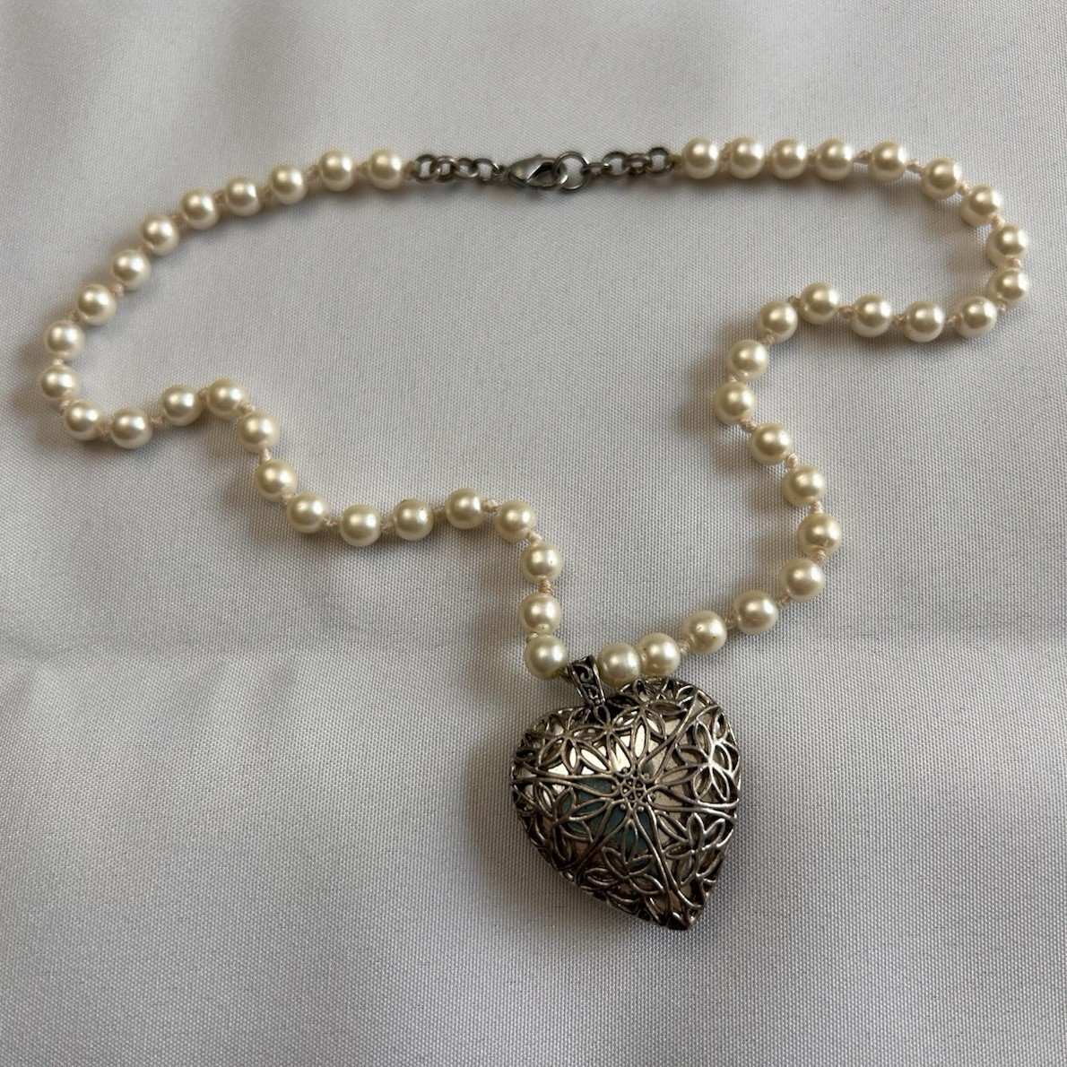 Imitation Pearl Beaded Necklace Silver Tone Heart Locket Pendant, Lobster Clasp