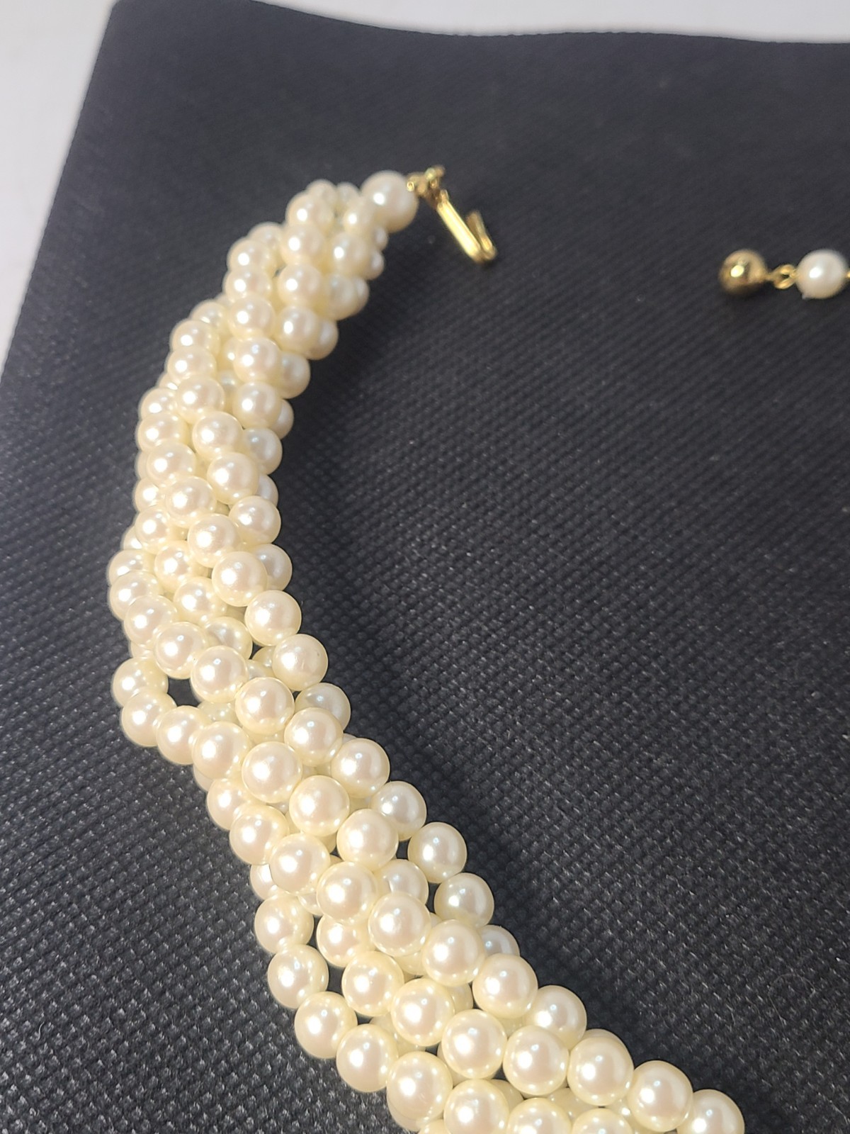 Vintage Signed Trifari 17 Multi Strand Pearl Rhinestone Necklace G2U