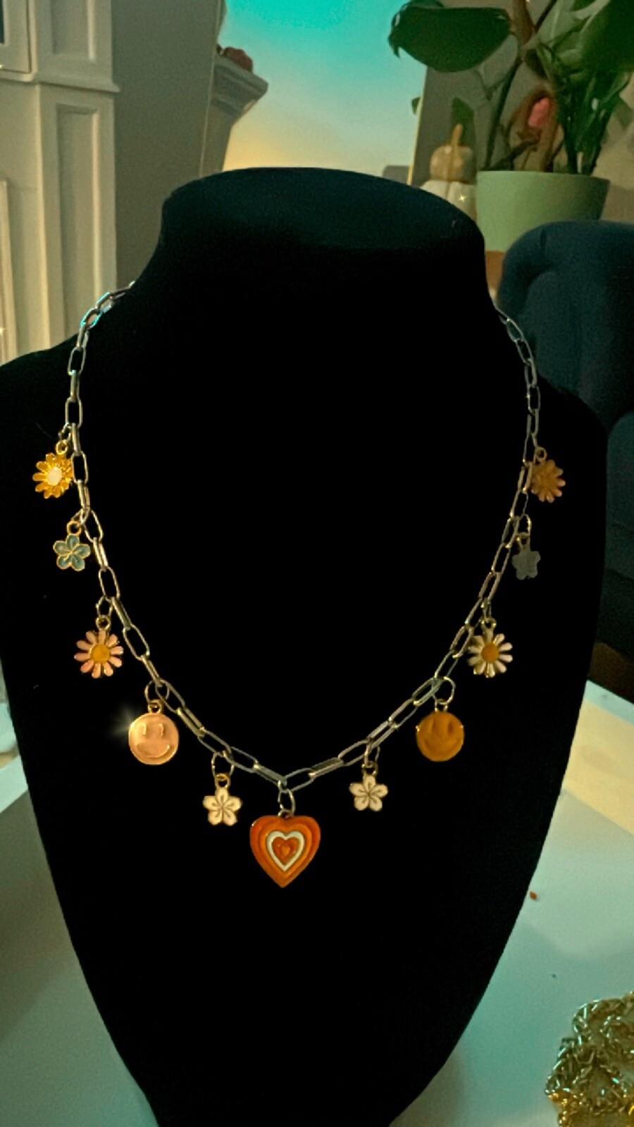 “Flower Power“ Gold Plated Stainless Steel Paperclip Cable Necklace