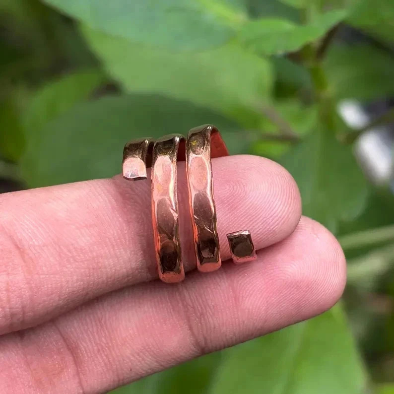 Solid Copper Adjustable Minimalist Healing Ring, Handmade, Unisex, Coil Ring