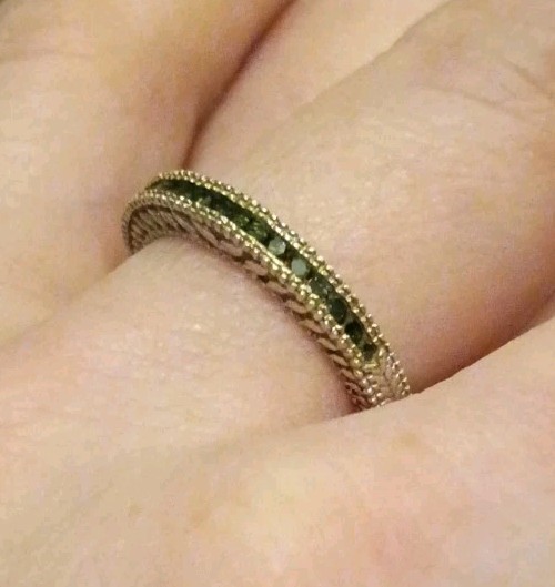 CZ Green Stone 925sterling silver ring stacker band size 7