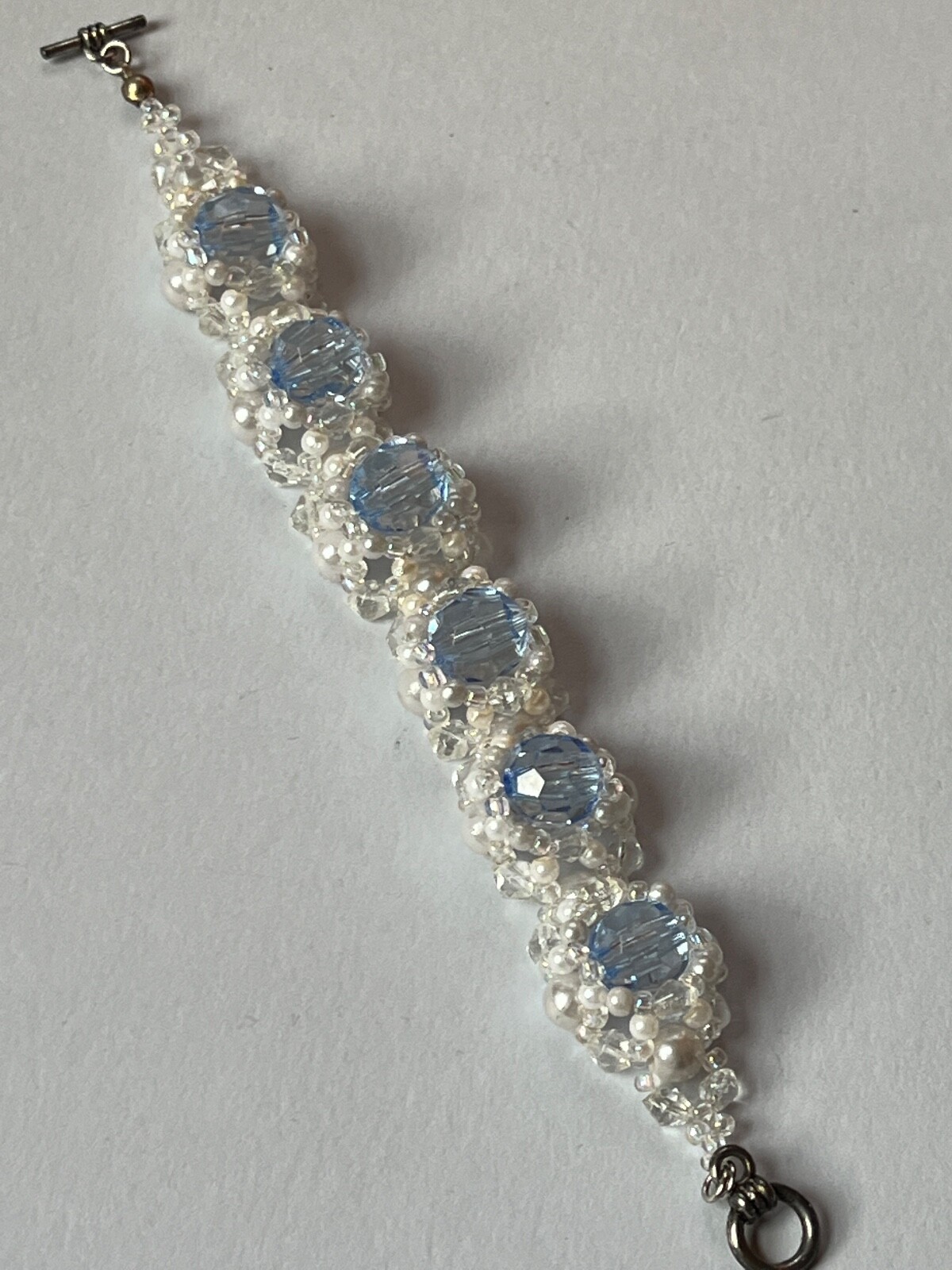 Handmade Faux White Pearl & Light Blue Faceted Beaded Bracelet – 6.5 inches long