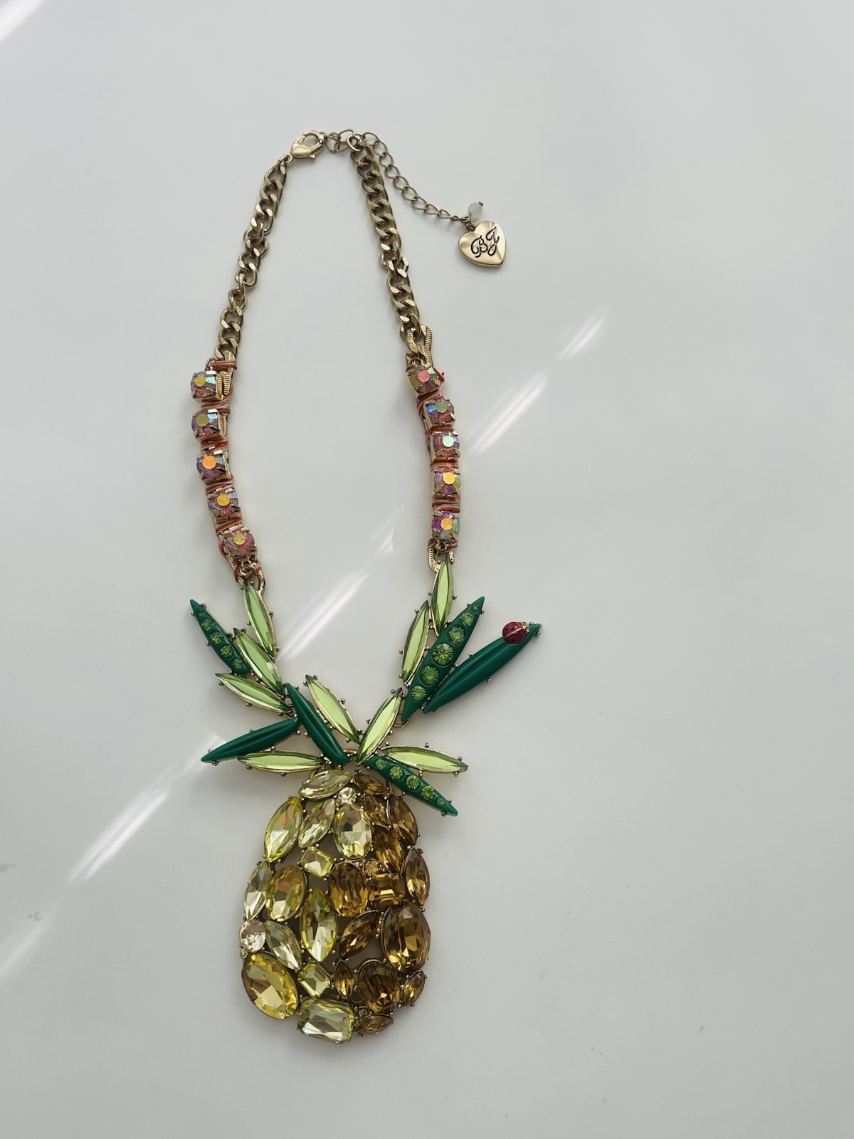 Betsey Johnson Very Large Rhinestone Pineapple Pendant Statement Necklace 18″