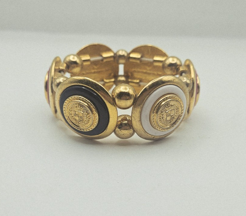Liz Claiborne Bracelet Crest Gold Tone Red Black White Enamel Stretch NAUTICAL
