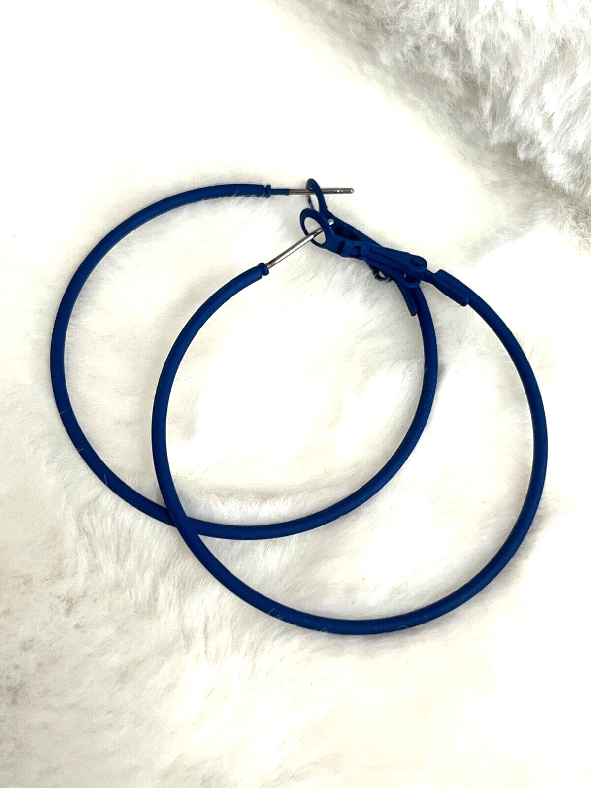 FUN NEW PAIR WOMEN’S HOOP EARRINGS 40MM DARK BLUE