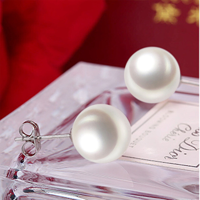 925 Sterling Silver Near ROUND 8-8.5mm Cultured Freshwater Pearl Stud Earrings