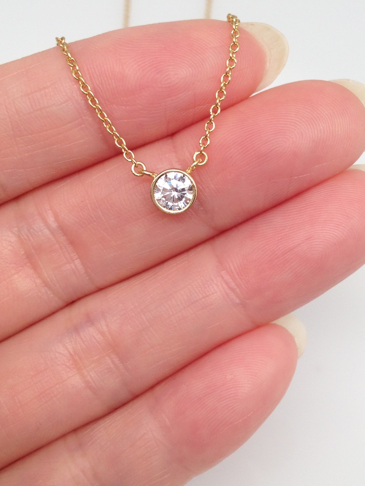 925 Sterling Silver Tiny Bezel Cz Solitaire Pendant Necklace 5mm 17.25″