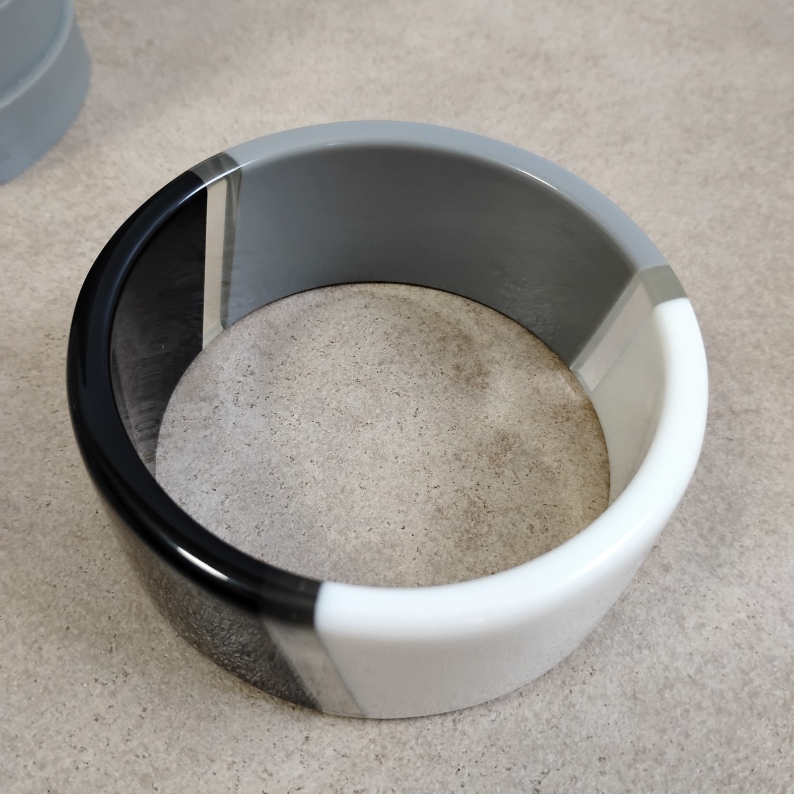 Black White Gray Clear Bangle Bracelet Chunky Sz 8
