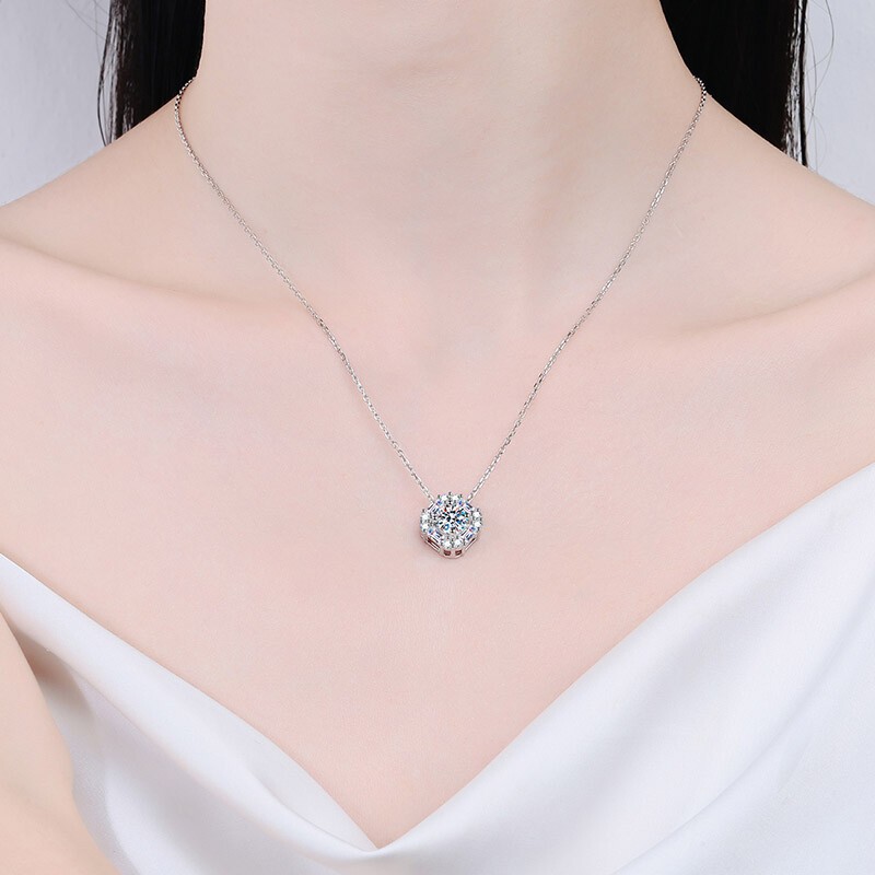 1.62Ct Round Cut Moissanite Pendant Necklace 925 Sterling Silver GRA Pass Tester