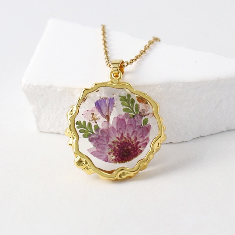 Handmade Pressed Real Dried Flower Resin Pendant Necklace Chain Neckla Jewelry