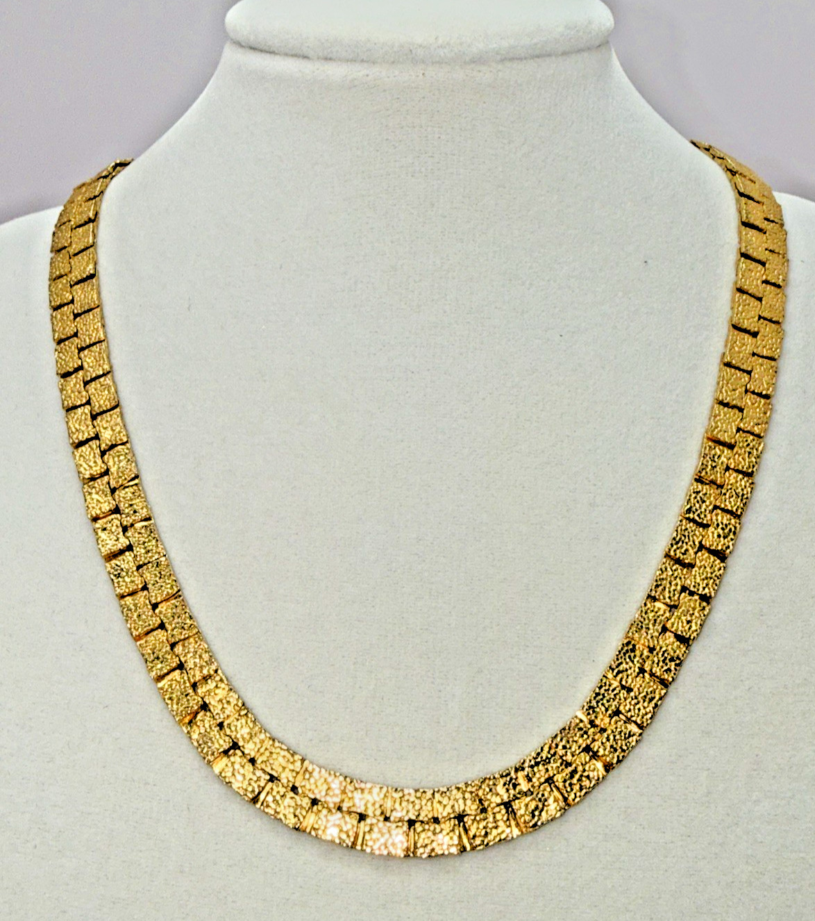 Vintage Gold Tone Textured Nugget Brick Link Statement Collar Chain Necklace