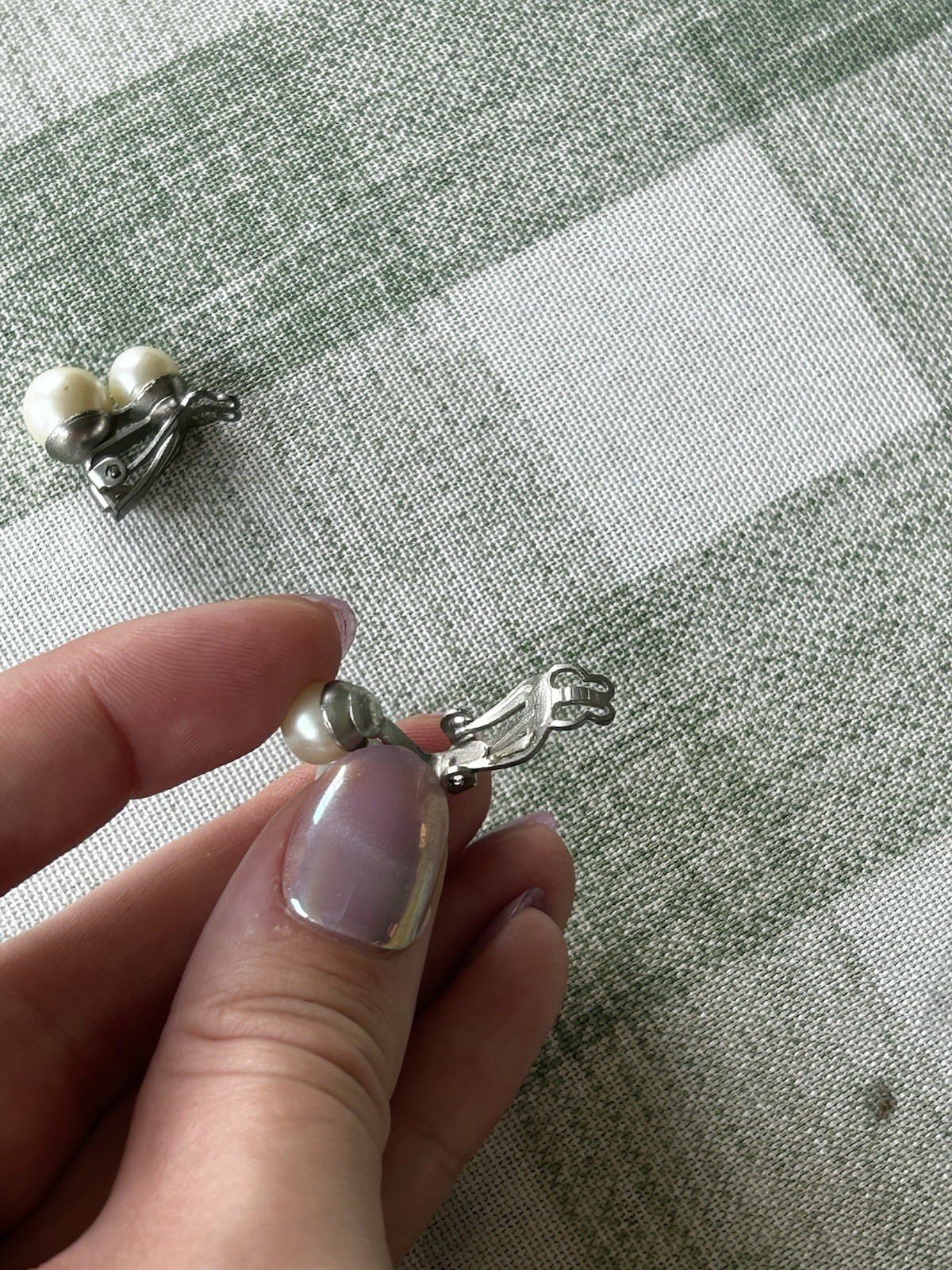 White Round Pearl Clip-On Stud Earrings Double Pearl-Look Silver Tone Metal