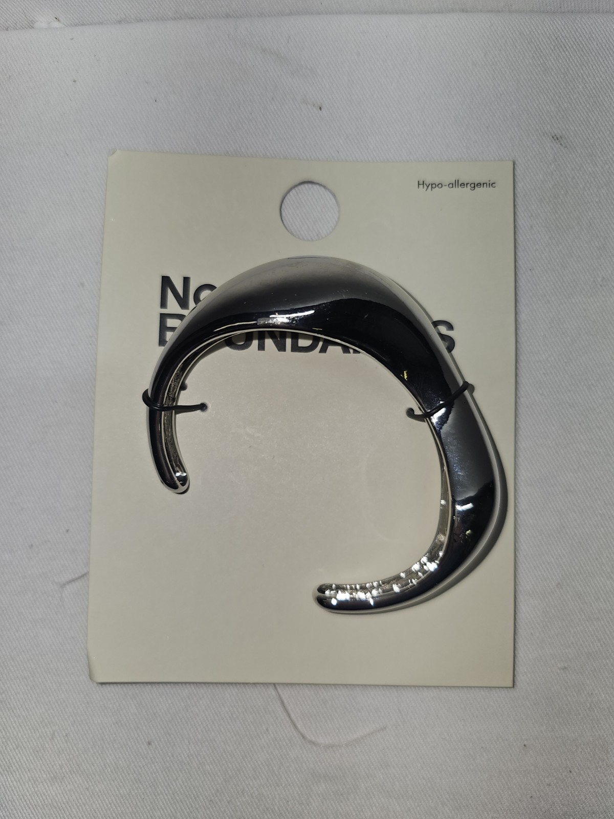 NWT No Boundaries Silver Tone Organic Sculpted Cuff Bracelet Abstract Modernist