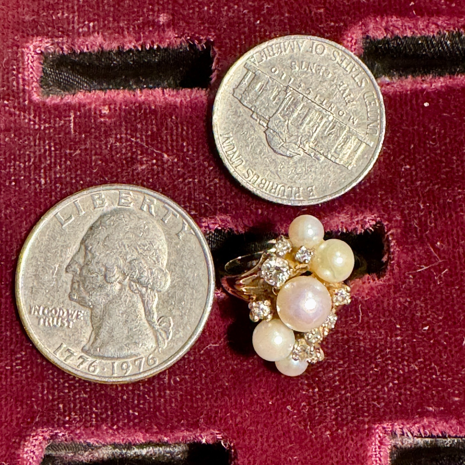 Solid 14k Gold Ring with Diamonds and Pearls / Size 6.85 / 5.6 Grams