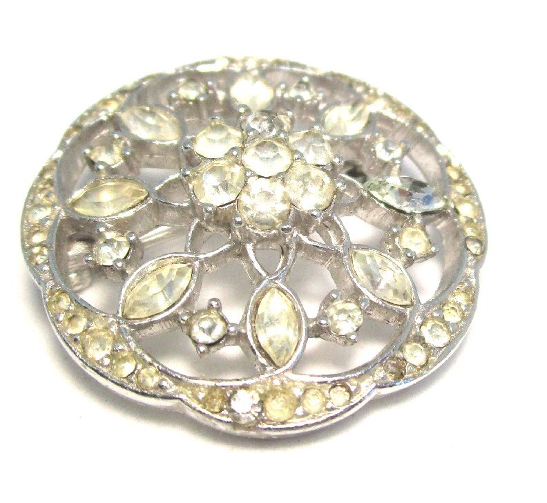 CINER Silver Plate and Rhinestone Pin 9.3 grams 1 1/4” lot 45h9