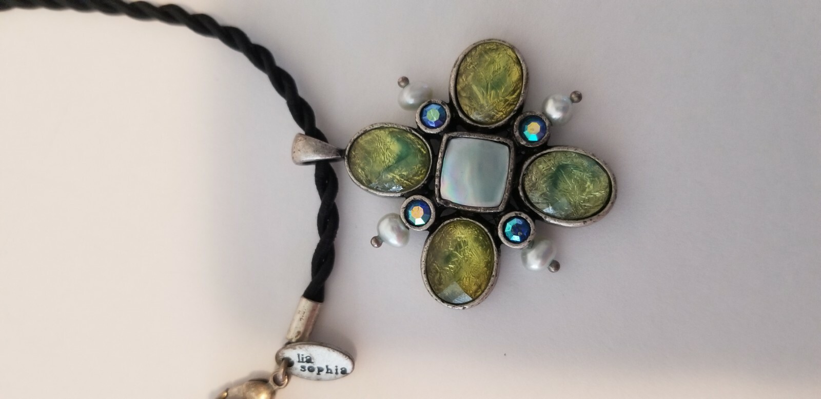 Lea Sophia Green Tones Necklace And Bracelet